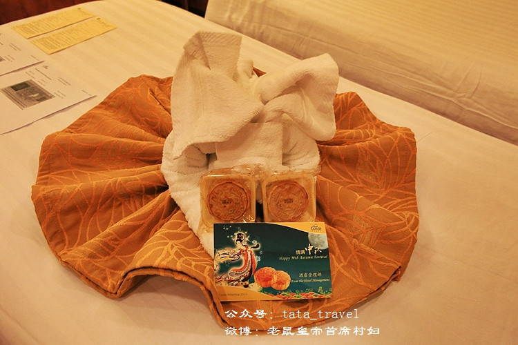 92老正太畅游世界精力充沛意气风发不输90后