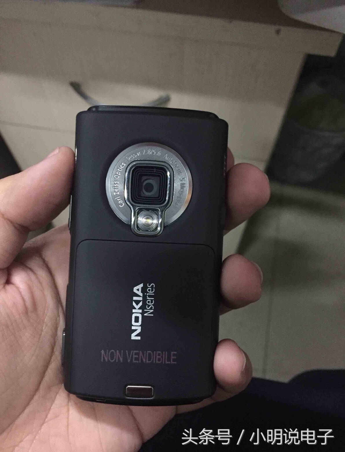 曾经的机皇诺基亚n93i,曾经的机皇iphonexs