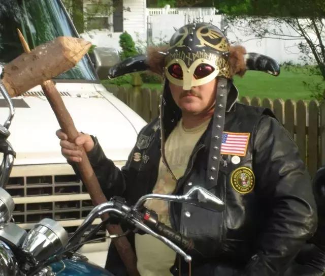 法国旅游带什么纪念品回来 (出国旅游必买的纪念品)