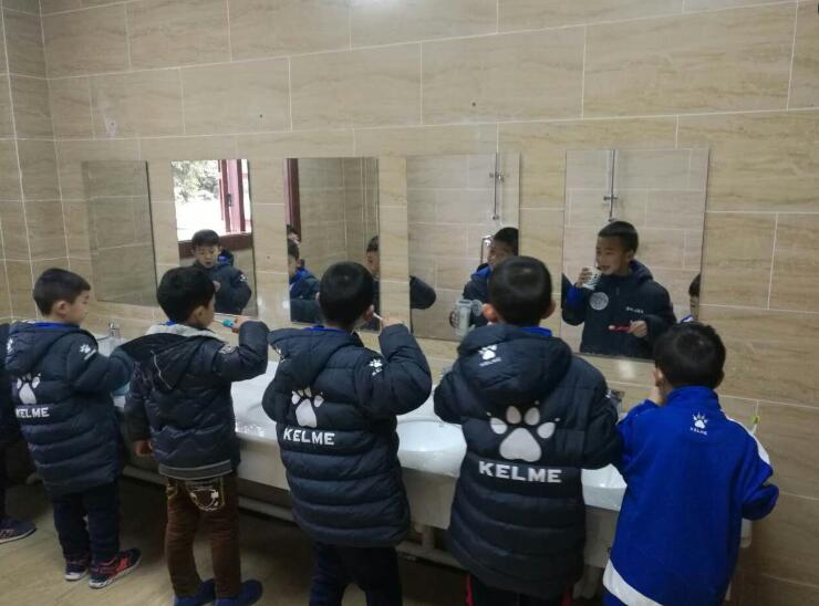 南充奥航足球俱乐部,南充奥航足球队