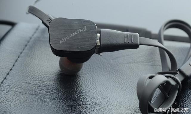 学生耳机有什么作用,学生用耳机的优缺点