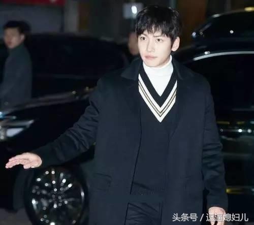 撞衫李宇春,撞衫王源郭德纲