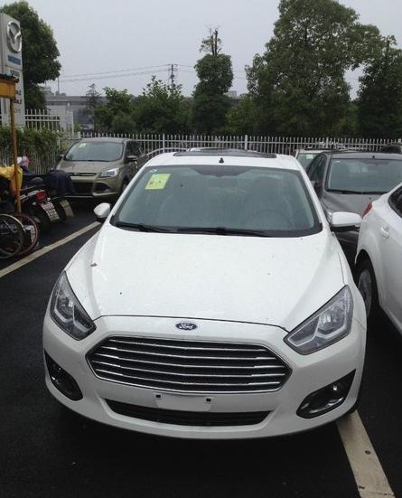 2021福睿斯1.5l自动钻石版测评,油耗福睿斯