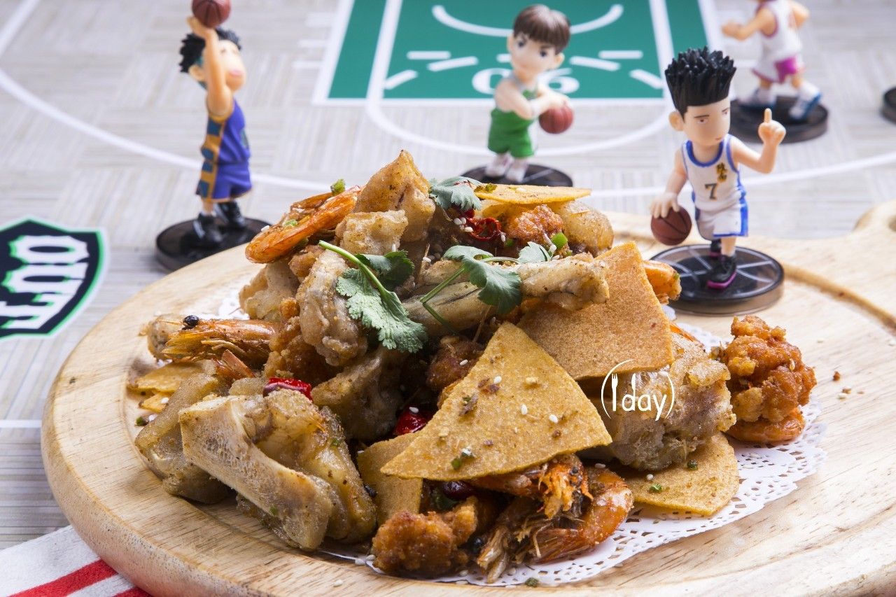 爱篮球又爱美食，南京这样的好青年篮道不迷人咩