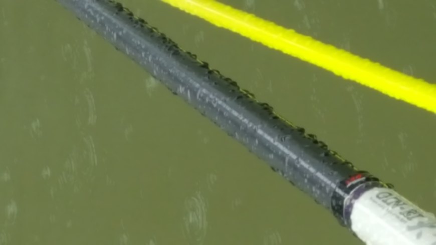 钓鱼鱼竿硬怎么遛鱼视频,鱼竿太软好不好钓鱼