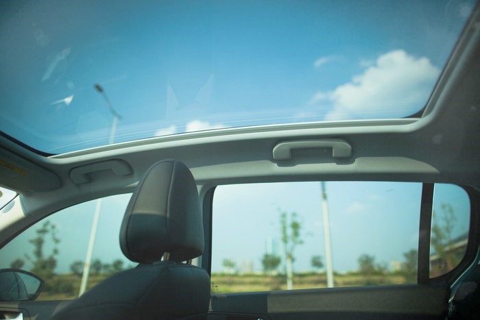 标致308s二手车15年价格1.6t,标致308s顶配睿驰版1.6t