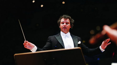 国外月入十万的行业,音乐方面比较挣钱的职业