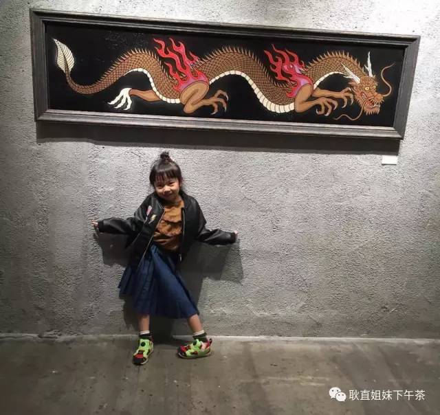 全智贤同款鞋子来自星星的你,全智贤同款阿迪达斯鞋