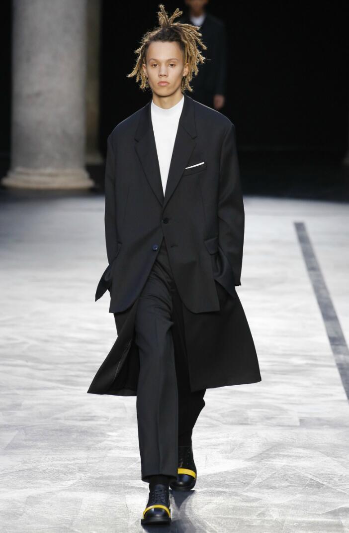 秋冬简约男装,20年秋冬男装流行风格