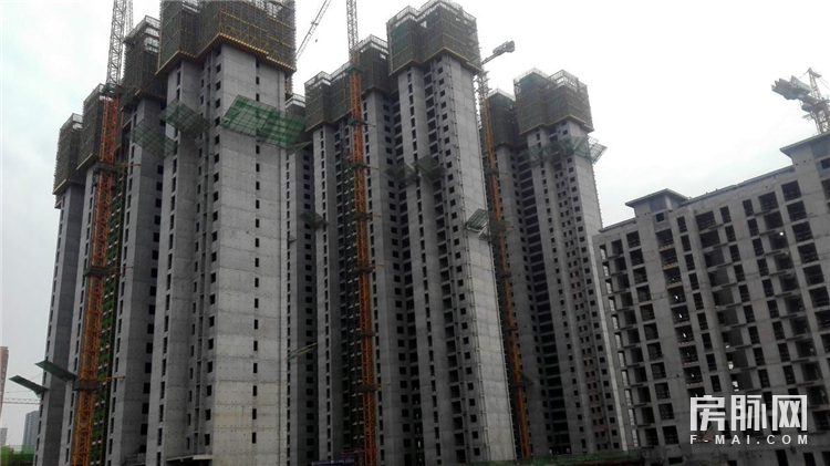 左边万科城,右边智慧城,合能公馆在长安一点也不偏!