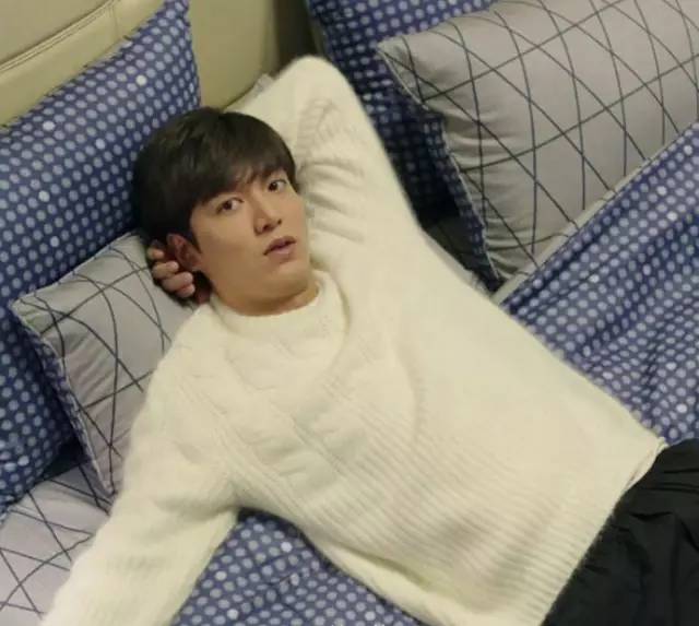 这件好看不贵的毛衣,泫雅、珉豪、李敏镐等都穿过!