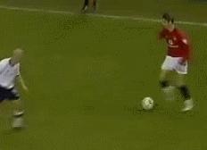 足球场上超帅过人瞬间,足球场上的炫酷过人动作集锦