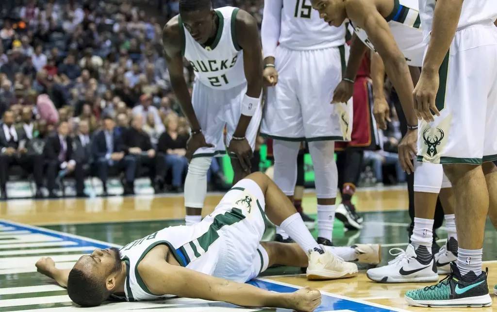 该死的十字韧带！不会水掉的榜眼该何去何从！