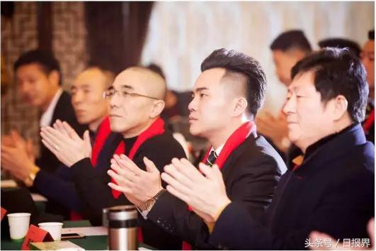 乡村孩子爱心捐赠活动简报,慈善捐款大山深处儿童