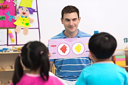 选择外教家长需擦亮眼睛,选外教