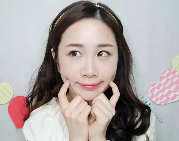 圆脸怎样化妆好看视频,圆脸单眼皮裸妆教程日常化妆