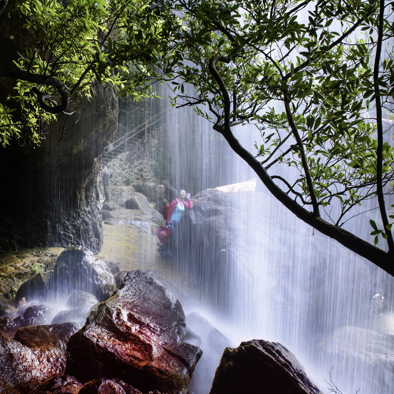 雨天永泰百漈沟景区,别有洞天溶洞