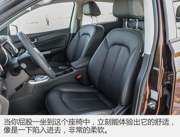 suv汽车绕桩测试,suv绕桩