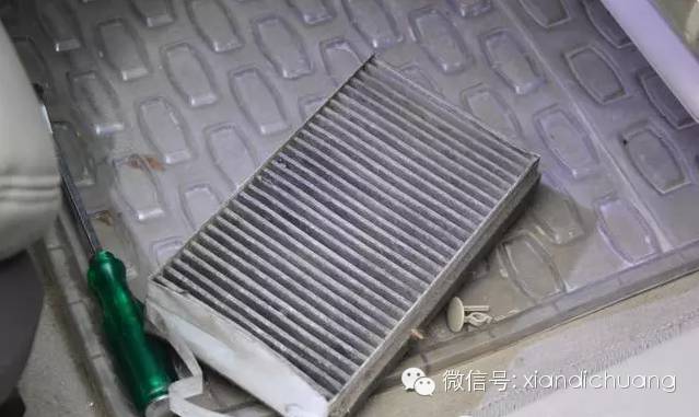 二手车泡水鉴定评估标准,二手车怎样鉴定泡水车