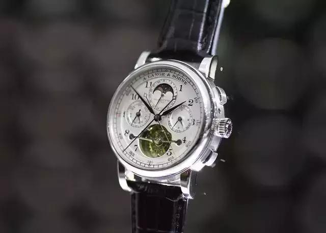 德国万国腕表什么价位,各系列腕表价格