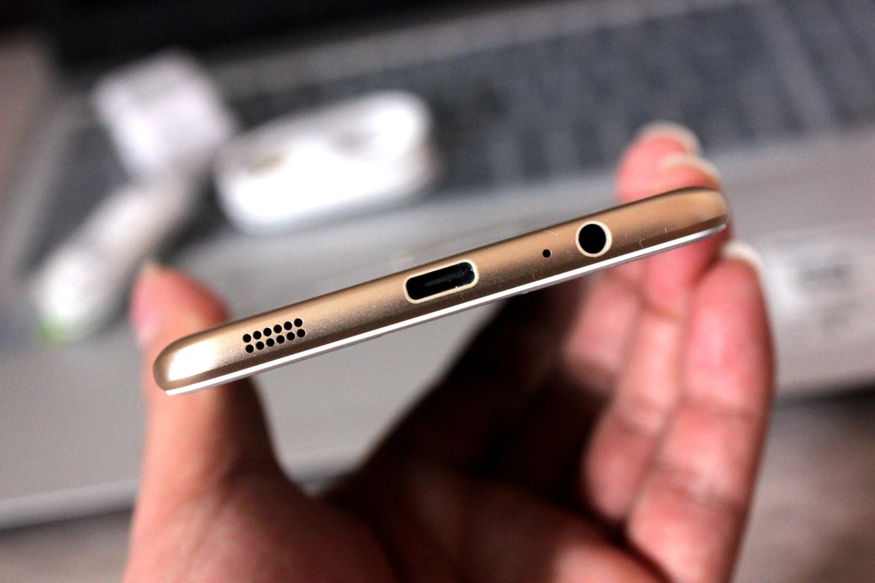 三星手机c7pro评测参数,三星手机c7与c7pro的区别