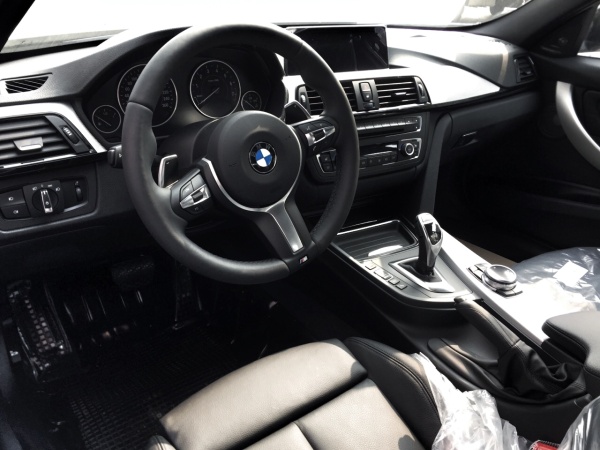 摩卡买车体验,长安欧尚买车体验