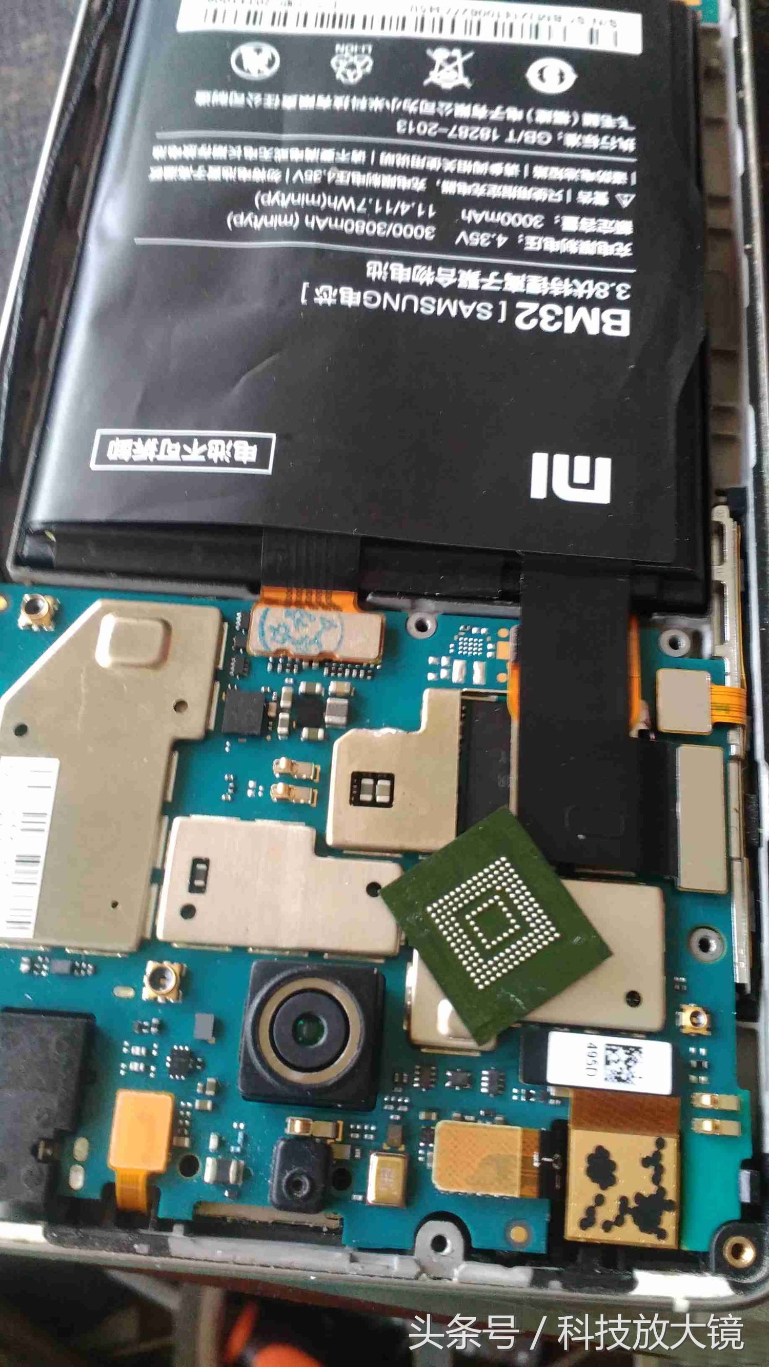 小米四该如何插内存,小米416g内存版本扩大办法