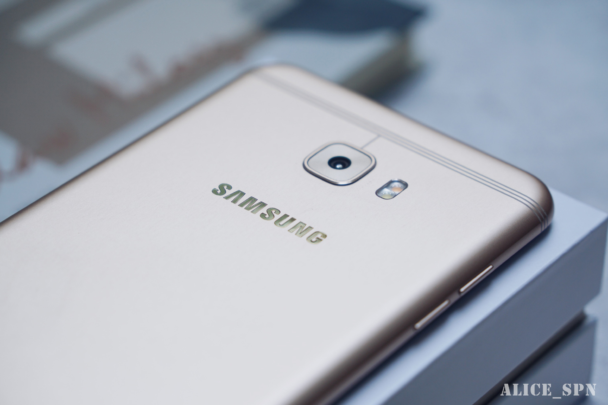 三星C7Pro体验评测:处处都不错凭啥只卖3000元不到