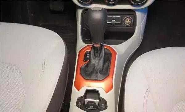 广汽菲克jeep自由侠质量,2024广汽菲克jeep自由侠的优缺点