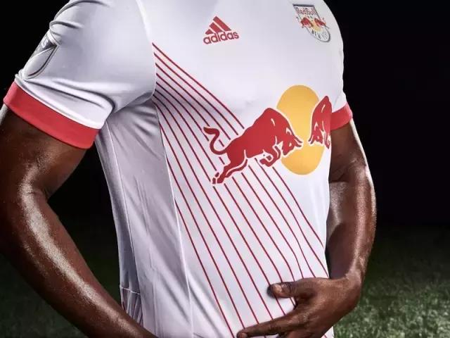 好看的球衣冷门,超好看球衣