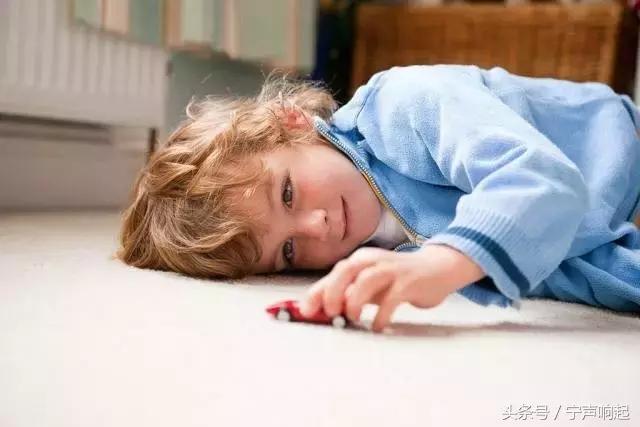 男孩子还是要努力一点点,男孩子还是要多读点书