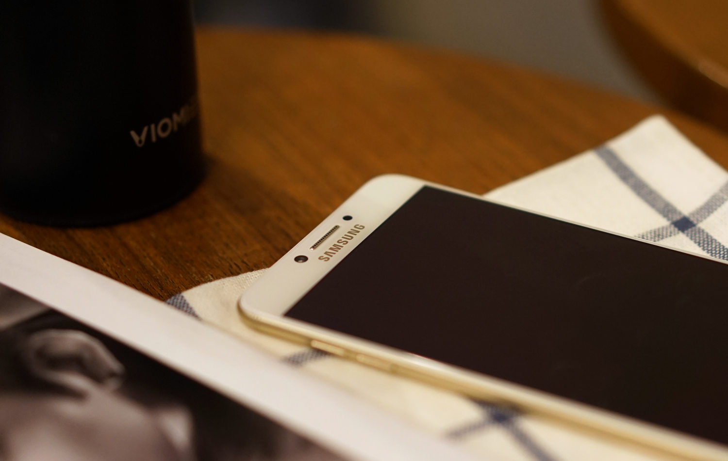 三星c7pro最新谍照,三星galaxyc7pro的性能测试