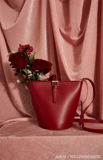 2月情人节，大牌们给情侣准备的礼物