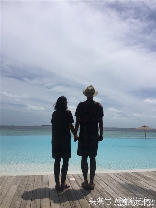 刘翔骑女友戏水,惹恼女权还是道德婊?喷子们叮咬英雄可休矣!