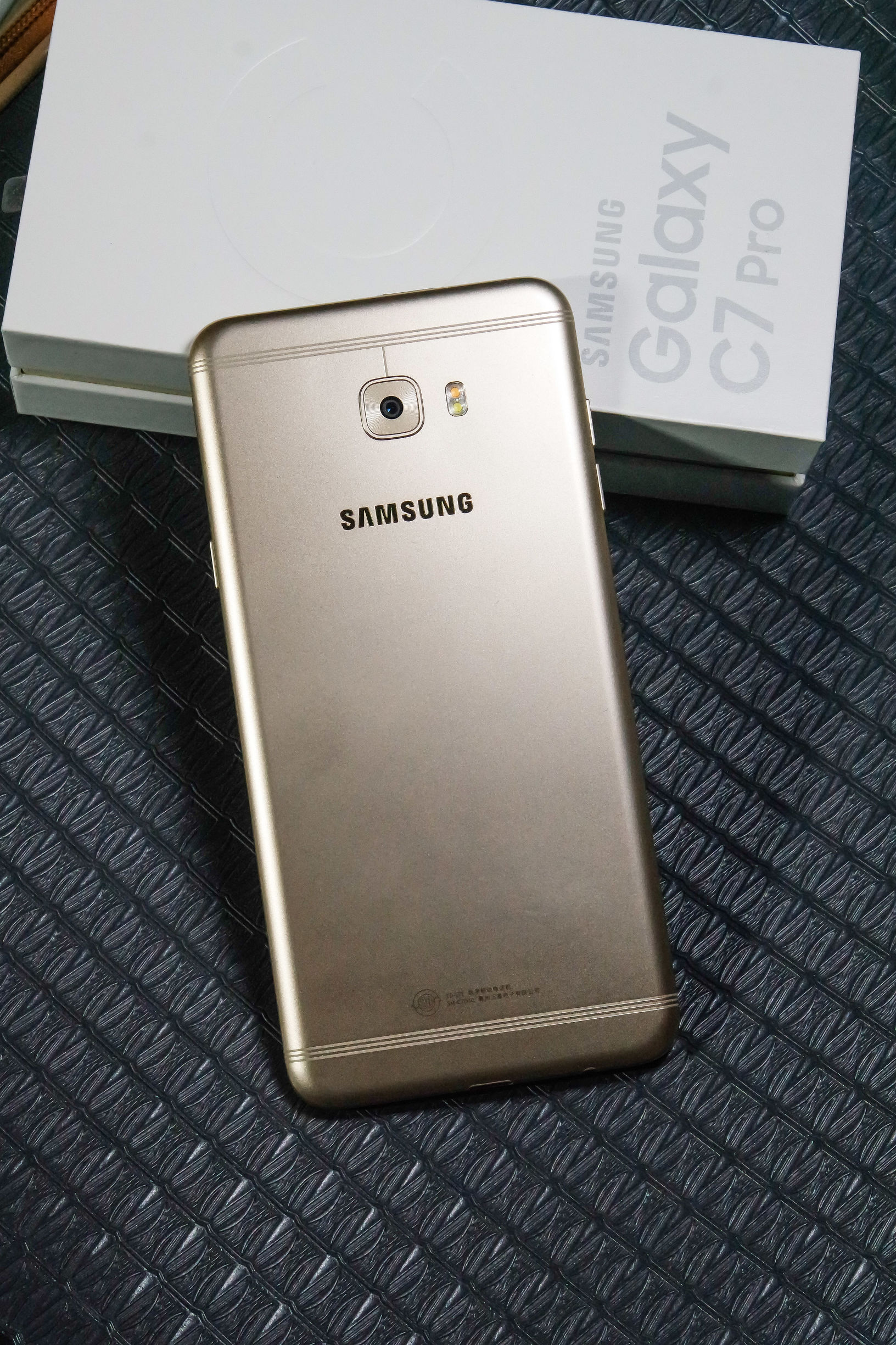 三星盖乐世c7pro好吗,盖乐世pro对比857