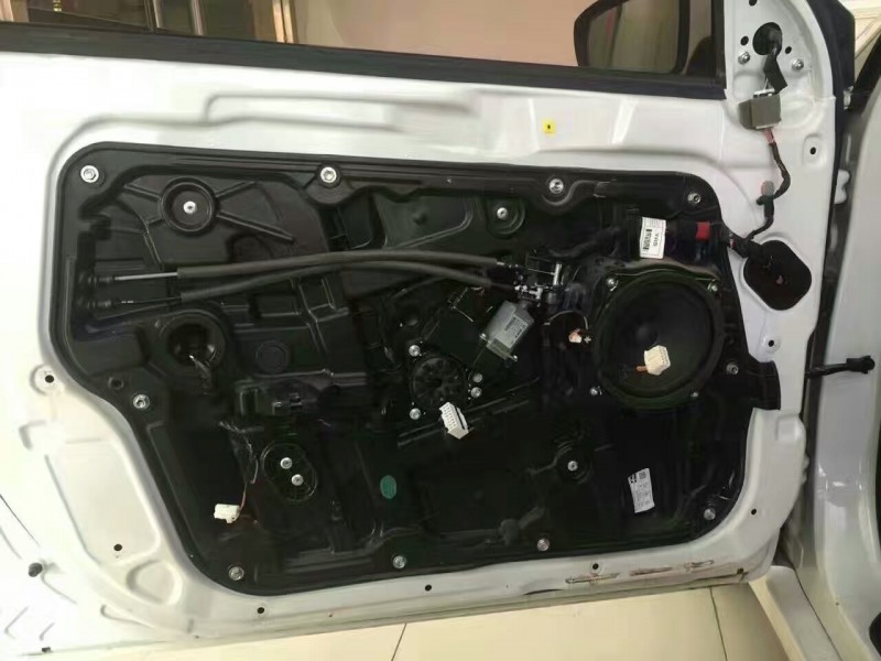 索纳塔8音响改装,索纳塔8升级原车功放