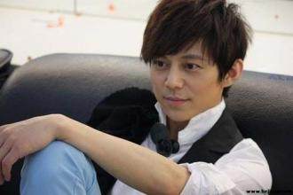 何炅自述爱情观,何炅谈恋爱观是什么