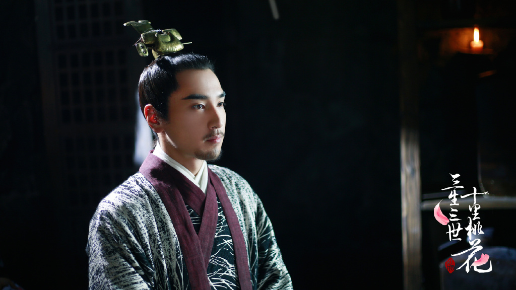 《三生三世十里桃花》墨渊醒了，却终究是睡得太早醒得太迟