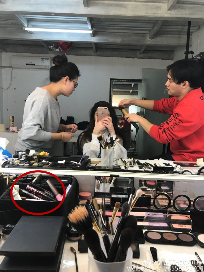 王子文蜜粉饼,王子文娇兰面膜