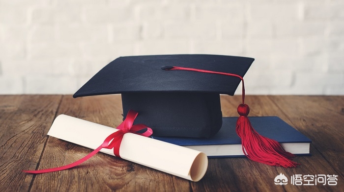 初中毕业和高中毕业读大专一样吗,初中毕业上的大专是全日制大专吗