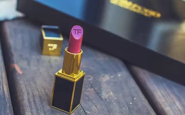 情人节只送花会不会太单调,情人节过了送玫瑰