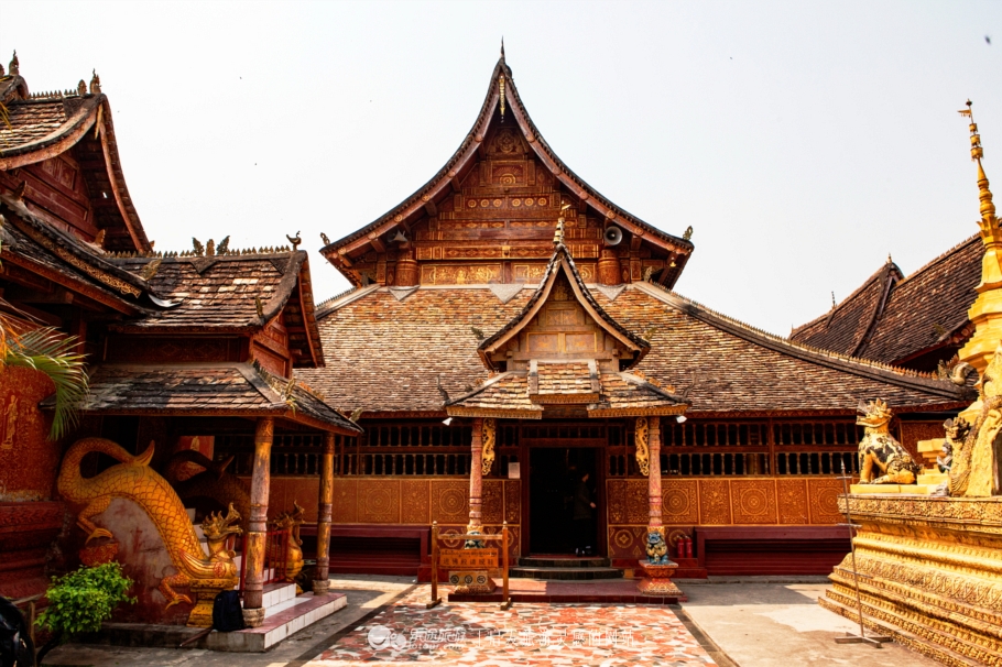 人生必须经历一次孤独的旅行,人生一定要去一次版纳