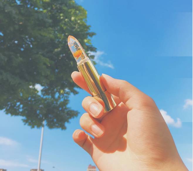 ysl鏄熻景鍙ｇ孩鐖嗙孩,2016骞寸垎鐏殑ysl鏄熻景鍙ｇ孩