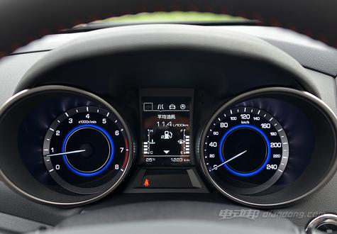 15款长安逸动电动车,长安逸动电动车