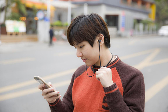 beatsx无线蓝牙入耳式耳机使用,beatsx蓝牙无线入耳式耳机怎么样