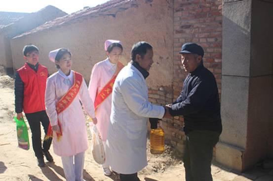 送群众所需济南九龙践行群众路线送健康到基层