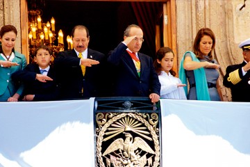 三重心跳曼哈顿多幕剧