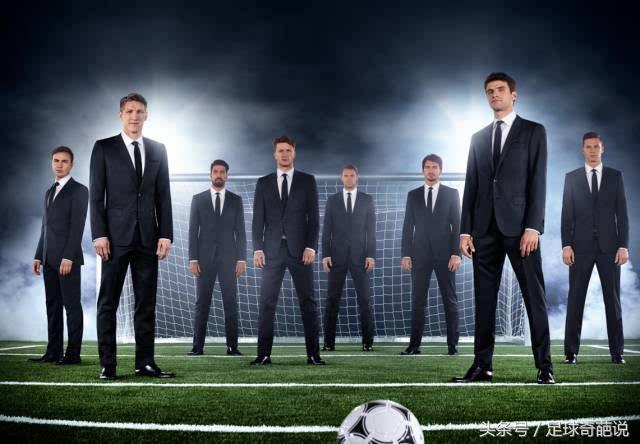 当足球运动员穿上西装堪比男模,足球队的穿西装的谁最帅气