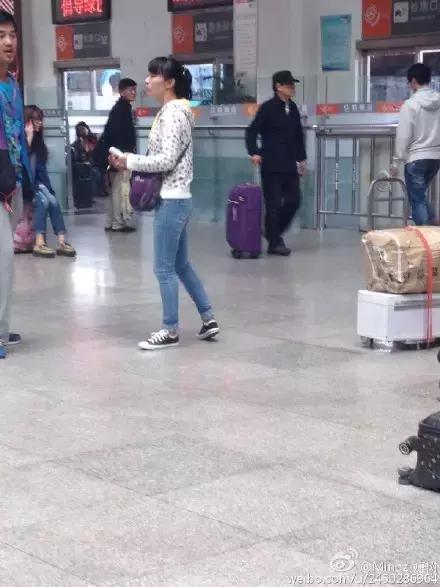 聋哑女孩被拍,残疾人要饭被女子当场揭穿