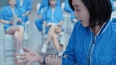 《云巅之上》已向你发送娱乐圈生存宝典，收好不谢！